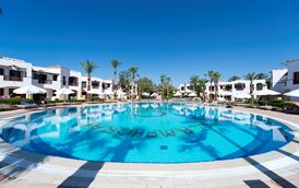 AMPHORAS BEACH